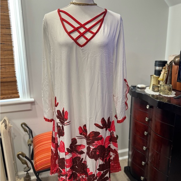 Lily Dresses & Skirts - Chic White and Red Floral Dress